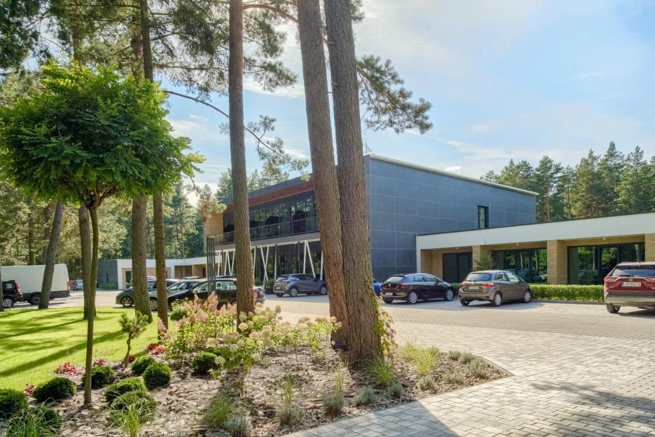 Szumy Park Hotel & Restaurant Susiec Exterior photo